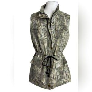 AMI Snake Skin Button / Zip Vest Size: large RN#63953